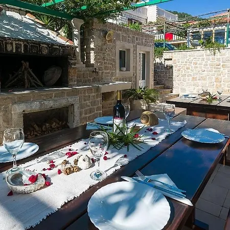 In With Sea View, Balcony, Air Conditioning, Wi-fi Apartment *